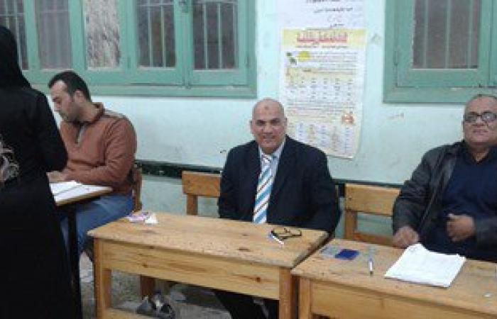 الشرطة تحتجز فلسطيني يوجه الناخبين لصالح مرشح مستقل بشبرا الخيمة