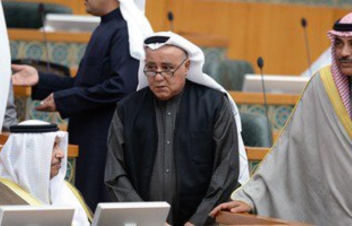 ننشر صور النائب الكويتى نبيل الفضل قبل لحظات من وفاته داخل مجلس الأمة