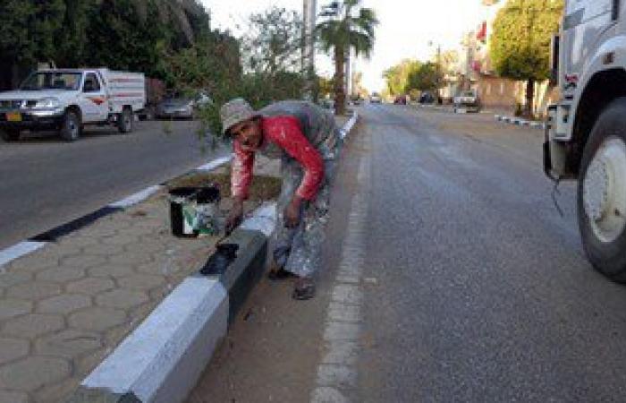 بالصور.. رئاسة مركز الخارجة تواصل تنفيذ حملات تجميل ونظافة المدينة