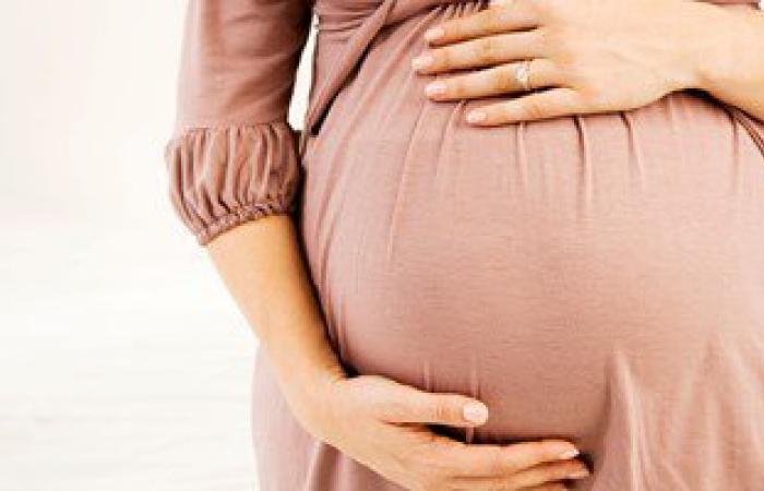 أستاذ تخدير: 30% من الحوامل المصابات بارتفاع ضغط الشريان الرئوى يتوفين