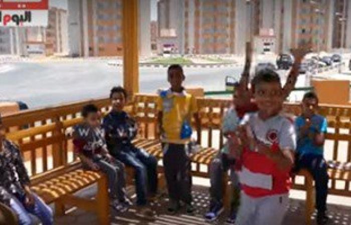 بالفيديو.. شاهد فرحة أول عيد على سكان مدينة الأسمرات .. والأطفال:" بنحبك يا سيسى"
