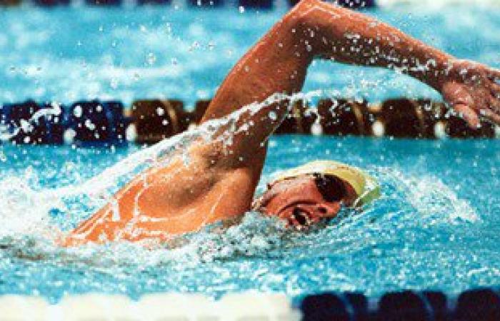 دراسة: السباحة بشكل منتظم تحميك من الإصابة بالأورام السرطانية