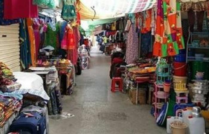 مدينة البياضية تقيم أول سوق شعبى بأسعار رمزية للمواطنين بأول فبراير