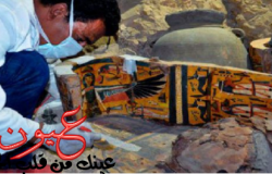بالصور || إكتشاف مقبرة فرعونية بالآقصر بها المئات من التماثيل والمومياوات