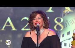 جائزة مهرجان السينما العربية للنجمة "ليلى علوي" وتسلمها لها النجمة "إلهام شاهين" #ACA