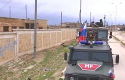 قوات روسية تسيّر دوريات مراقبة بمحيط منبج (شاهد)