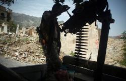 "أنصار الله" تهاجم الجيش اليمني بالطائرات المسيرة والمدفعية في البيضاء