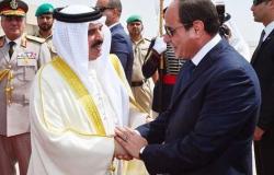ملك البحرين يتسلم دعوة من الرئيس السيسي لحضور القمة العربية الأوروبية