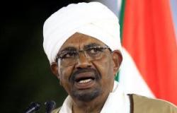 الرئيس السودانى عمر البشير يجرى تعديلا وزاريا يشمل 15 وزيرا جديدا