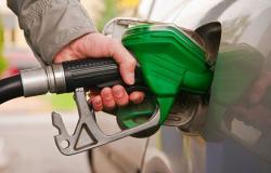 السعودية تعلن رفع أسعار البنزين