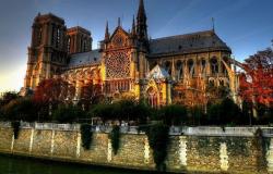 كاتدرائية نوتردام في باريس .. تاريخ من الثقافة والهندسة والإبهار