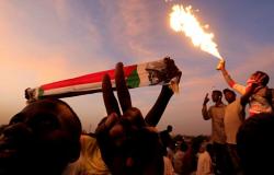 سياسي سوداني: هذه الفئات قادت الثورة حتى عزل البشير