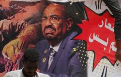 "الخزائن السرية الضخمة" تثير ضجة كبرى في السودان