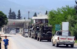 "سبوتنيك" ترصد تدفق التعزيزات العسكرية السورية إلى المنطقة "منزوعة السلاح" (فيديو + صور)