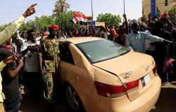 عضو "الصحفيين السودانيين": مهلة الاتحاد الأفريقي قد تسمح للمجلس العسكري بالتسويف