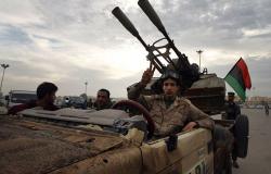 مقتل 9 جنود في هجوم على معسكر تدريب تابع لحفتر جنوبي ليبيا