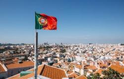 محدث..البرتغال تصبح أول دولة بمنطقة اليورو تبيع سندات بالسوق الصيني
