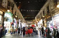 أسواق دمشق الشعبية تستعيد ازدحام أعياد ما قبل الحرب(فيديو+صور)