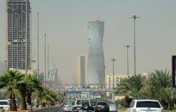 ما حقيقة صورة ذوبان السيارات في السعودية بسبب ارتفاع درجات الحرارة (صور)