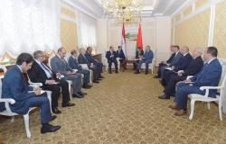 الرئيس عبد الفتاح السيسي يلتقي رئيس الحكومة في بيلا روسيا