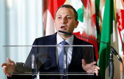 وزير الخارجية اللبناني يواجه انتقادات لاذعة خلال جولة داخلية