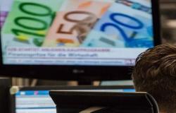 عوائد السندات الألمانية دون فائدة ودائع المركزي الأوروبي لأول مرة