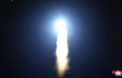 "أنصار الله" تكشف غداً عن أسلحة جديدة بينها صاروخ باليستي مجنح