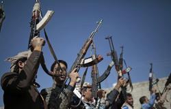 أنصار الله" تقصف مواقع للجيش اليمني شمال محافظة البيضاء"