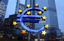 المركزي الأوروبي "جاهز ومستعد" لتخفيف سياسته النقدية