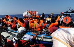 ارتفاع عدد ضحايا غرق سفينة قبالة سواحل تونس