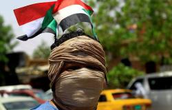 محلل سوداني: "الحرية والتغيير" تتوافق مع المجلس العسكري وليس الشارع