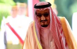 الملك سلمان يفاجئ السعودييين بـ"صورة عفوية"