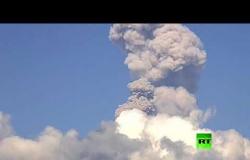 شاهد.. لحظة ثوران بركان بوبوكاتبتبيل في المكسيك