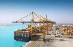 ميناء الملك عبدالله يتسلّم 28 رافعة لتوسعة محطات الحاويات