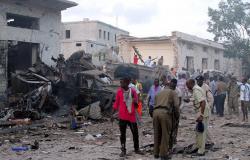 مقتل 10 أشخاص على الأقل في تفجير استهدف نقطة تفتيش أمنية في الصومال