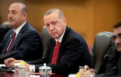 مستشار أردوغان يهاجم السعودية والإمارات بقوة ويصف الأمر بـ"الخيانة الكبرى"