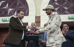 الاتحاد الأوروبي: الوثيقة الدستورية بين "العسكري" والمعارضة فرصة السودان للانتقال لحكم مدني