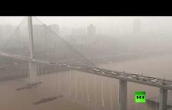 شاهد: أمطار في الصين تتحول إلى شلالات المياه