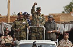 عضو في المجلس العسكري السوداني: البرهان سيتولى رئاسة المجلس السيادي وحميدتي نائبا له