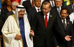 الملك سلمان وولي عهده يهنئان الرئيس التركي بذكرى يوم النصر