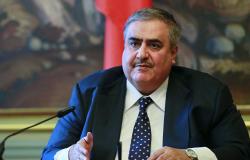 وزير الخارجية البحريني يهاجم لبنان: يتهاون في تحمل مسؤولياته