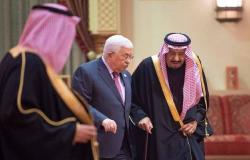 أبومازن للملك سلمان: فلسطين تستنكر حادث استهداف معملي أرامكو الإرهابي
