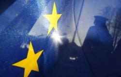 "جي.بي.مورجان": أوروبا ستواجه 8 سنوات أخرى من معدلات الفائدة السالبة