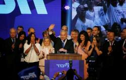 نتنياهو يدعو غانتس إلى الانضمام إليه وتشكيل حكومة وحدة في إسرائيل