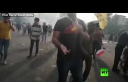فيديو يظهر استخدام الغاز المسيل للدموع لتفريق المتظاهرين في بغداد