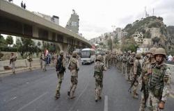 احتجاجات لبنان.. الجيش يفتح بعض الطرق في "سبت الساحات"