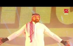 بطل الوزن الثقيل في الملاكمة تايسون فيوري بالثوب السعودي في كراون جول