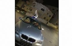 بالفيديو ..عمان : القبض على شخص سلم طفله سلاحا ناريا لاطلاق النار في الشارع