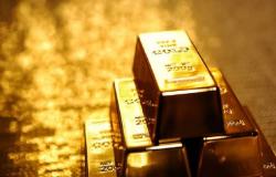 ارتفاع هامشي للذهب عالمياً مع ترقب بيانات اقتصادية