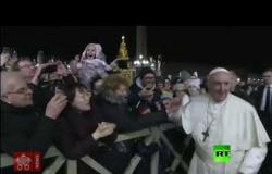بابا الفاتيكان فرانسيس يغضب من امرأة في احتفال عيد رأس السنة